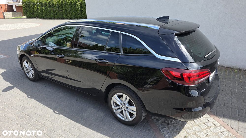 Opel Astra 1.4 T Enjoy - 10