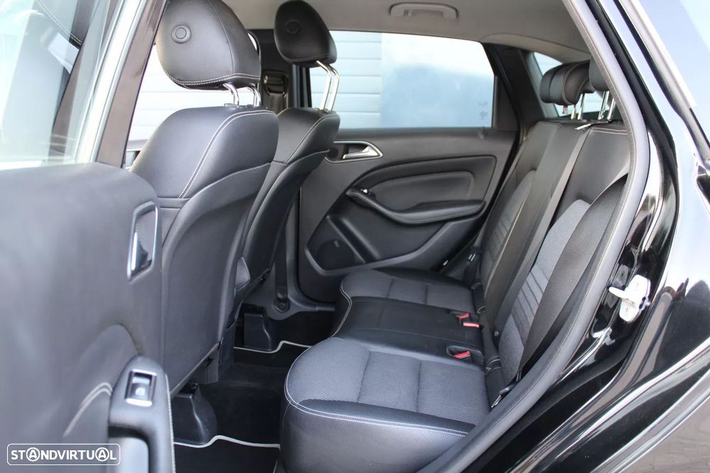 Mercedes-Benz B 180 d Urban Aut. - 14