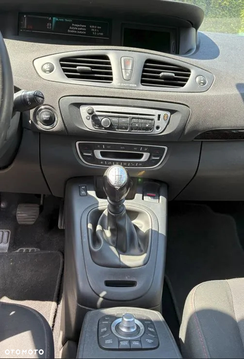 Renault Scenic 1.5 dCi Dynamique - 11