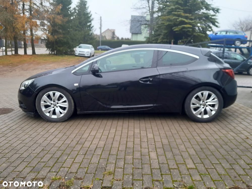 Opel Astra 1.6 Turbo Edition - 2