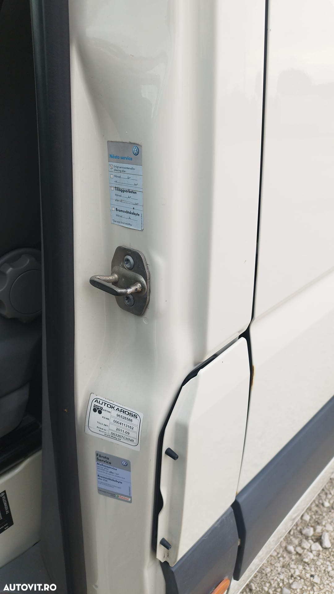 Volkswagen Crafter 7 locuri - 22