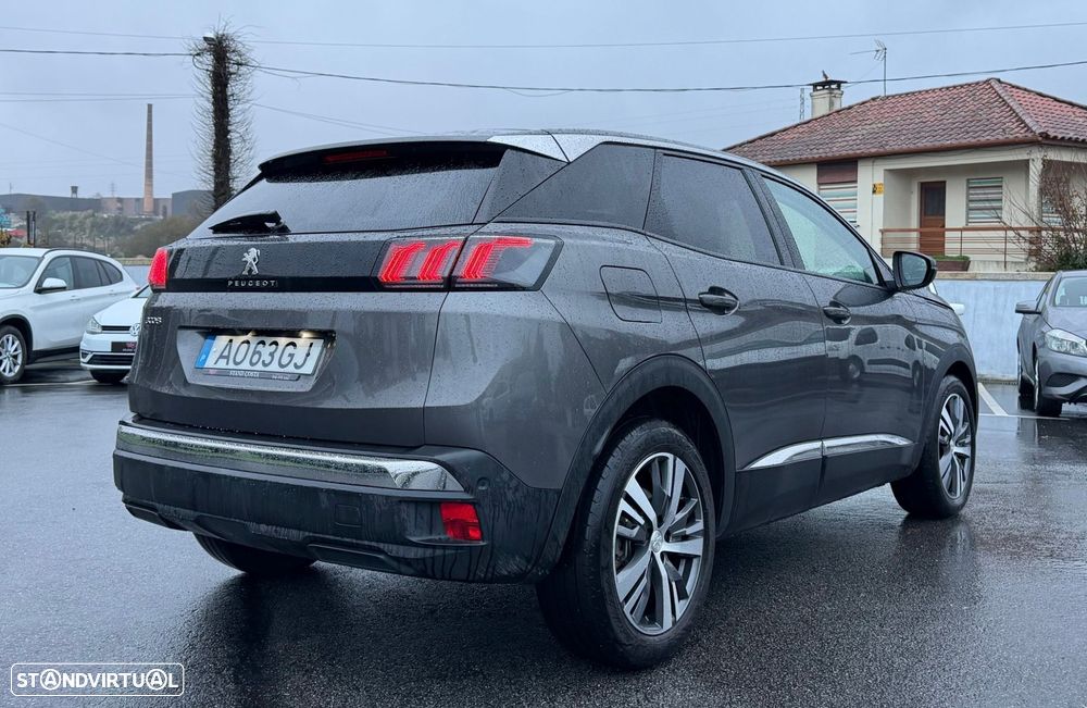 Peugeot 3008 1.5 BlueHDi Allure - 4