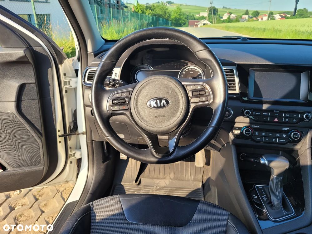 Kia Niro 1.6 GDI Hybrid L - 11