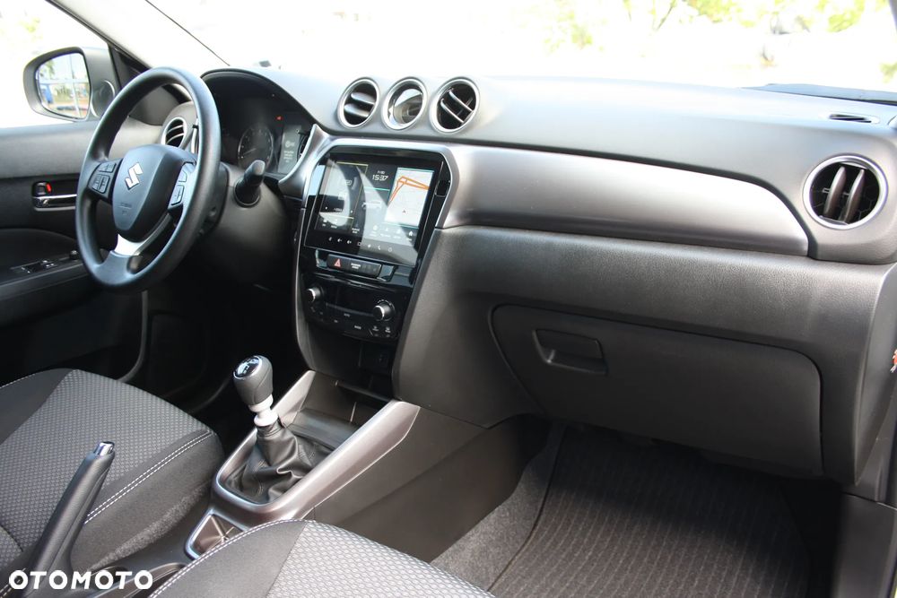 Suzuki Vitara 1.4 Boosterjet mHEV Premium 2WD - 7