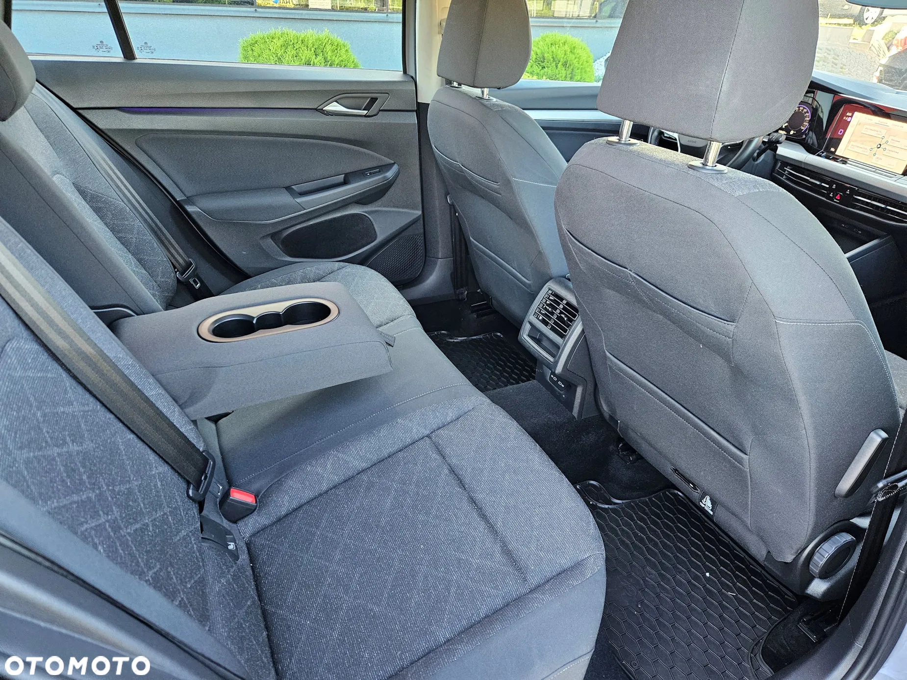 Volkswagen Golf VIII 2.0 TDI Life - 8