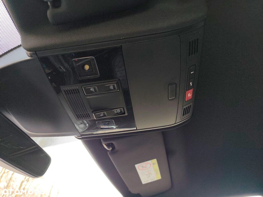 Volkswagen Taigo 1.5 TSI ACT R-Line Plus DSG - 23