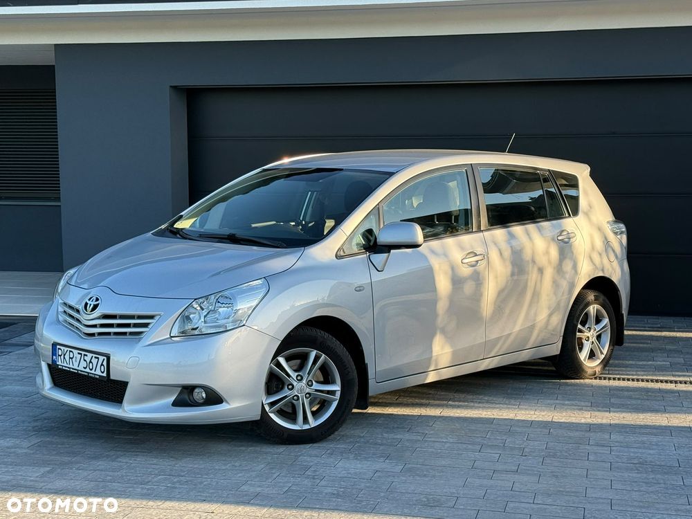 Toyota Verso 1.8 Sol - 11