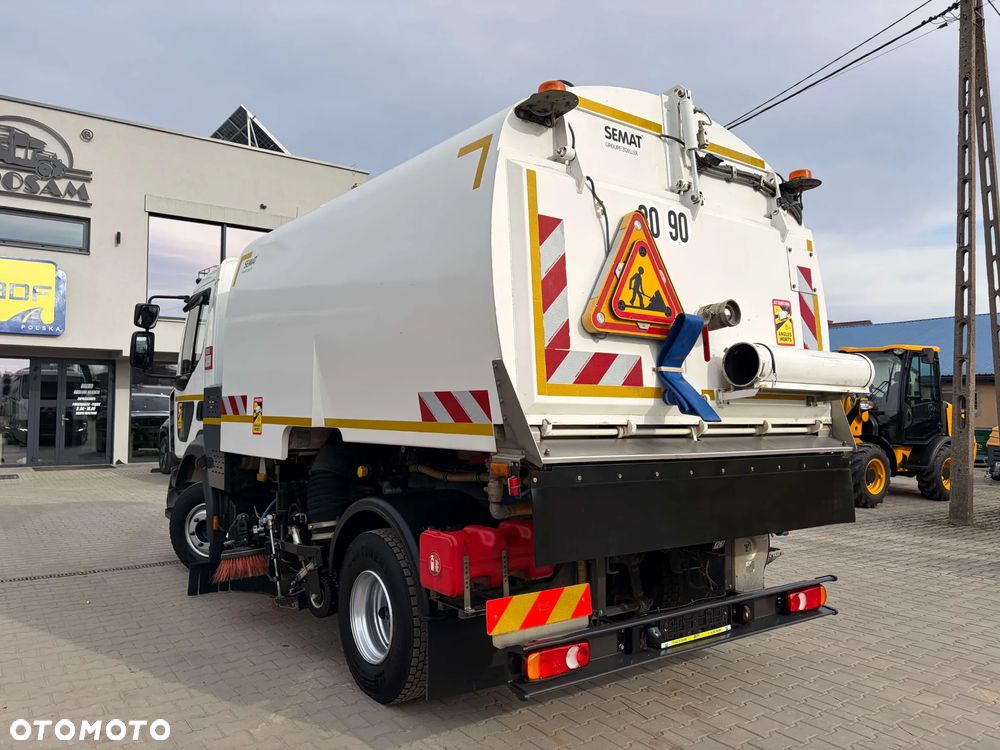 Renault D 12 zamiatarka - 8