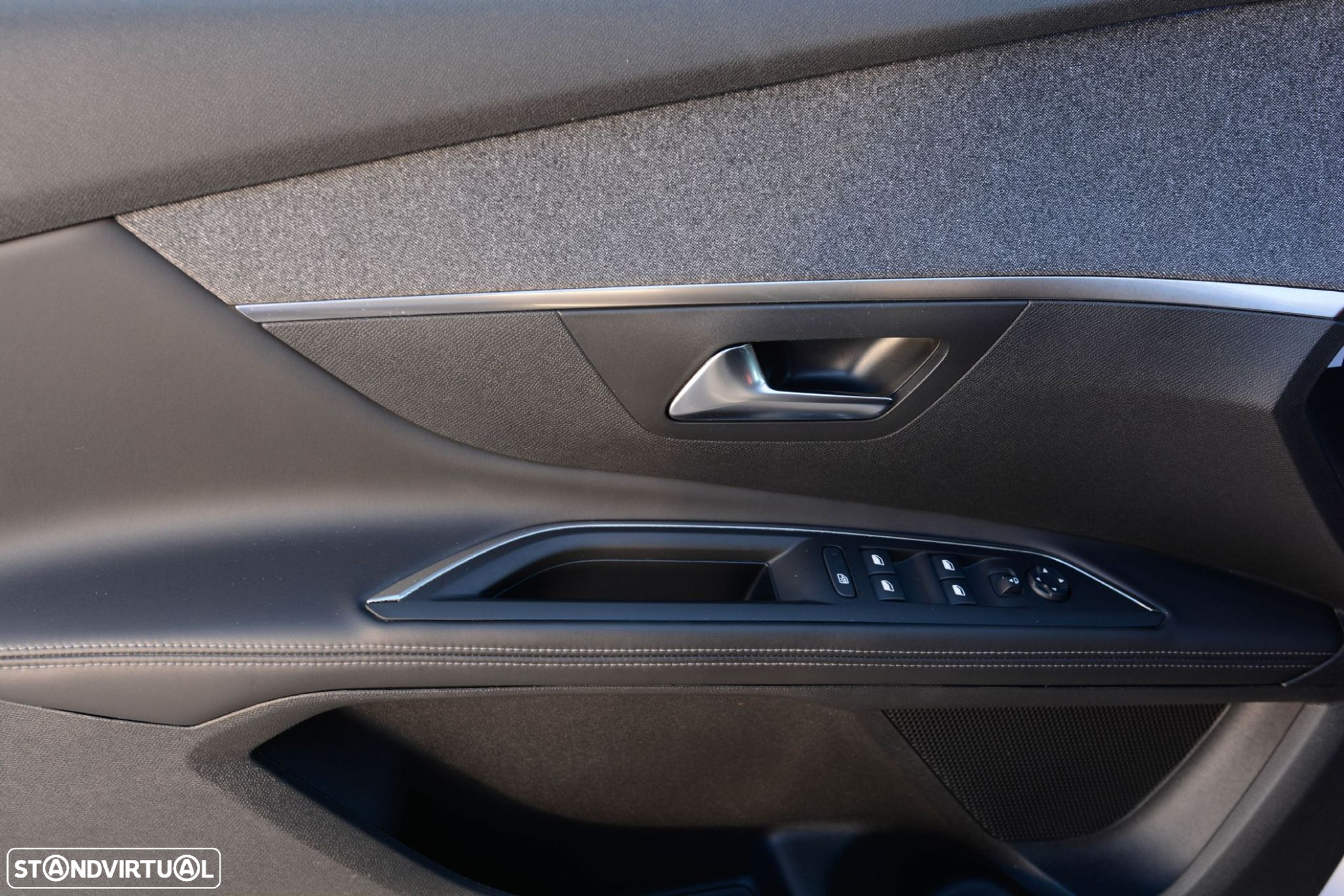 Peugeot 5008 1.5 BlueHDi Allure EAT8 - 22