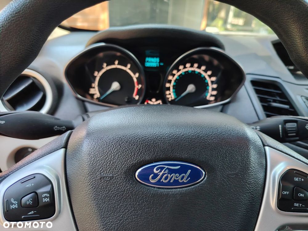 Ford Fiesta - 11