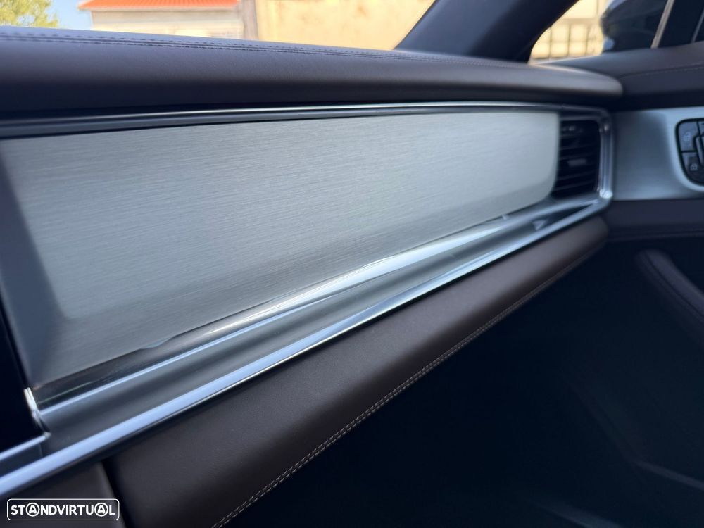 Porsche Panamera Sport Turismo 4 E-Hybrid - 32