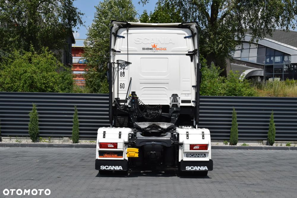 Scania 500S / FULL AIRMATIC / HYDRAULIKA / RETARDER / KLIMATYZACJA POSTOJOWA / ACC / KLIMA / 2 ZBIORNIKI PALIWA / FULL LEDY / FULL SPOILERY / SERWISOWANA / SPROWADZONA - 6