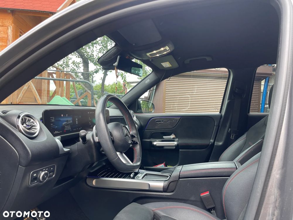 Mercedes-Benz GLB 200 d AMG Line 8G-DCT - 8