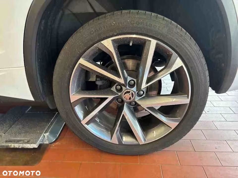 Skoda Kodiaq 2.0 TDI 4x4 DSG Sportline - 9