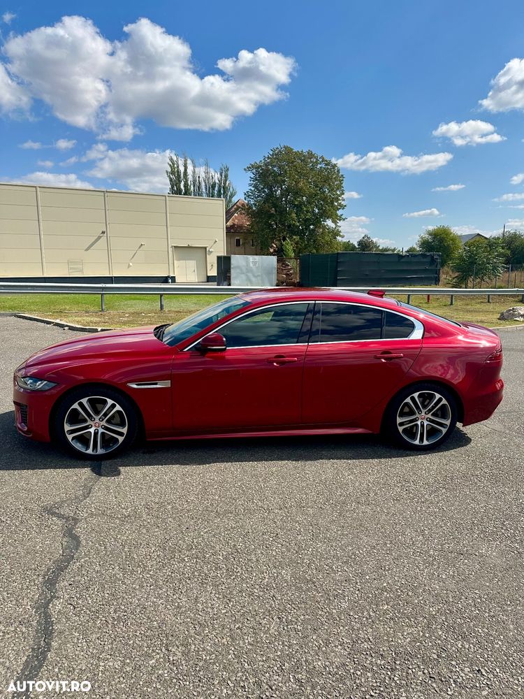 Jaguar XE D180 AWD R-Dynamic S - 2