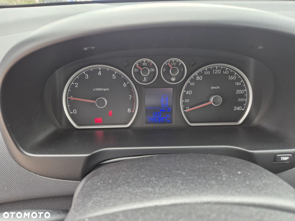 Hyundai i30 blue 1.4 - 13
