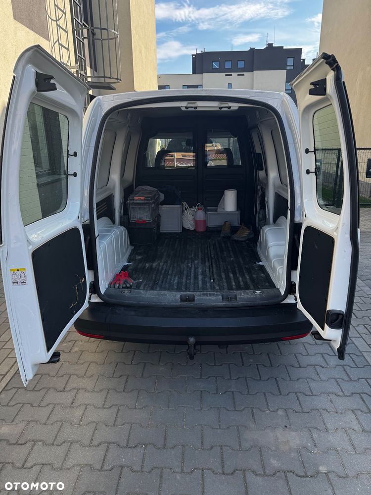 Volkswagen Caddy - 4