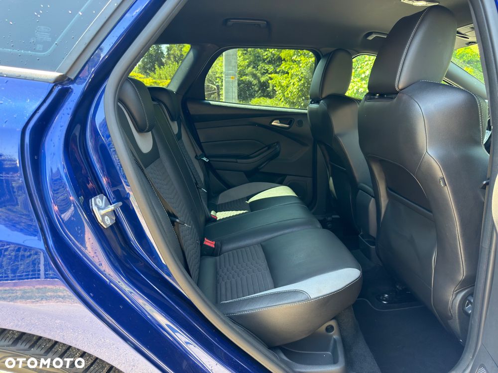 Ford Focus 2.0 TDCi ST mit Leder-Sport-Paket - 11