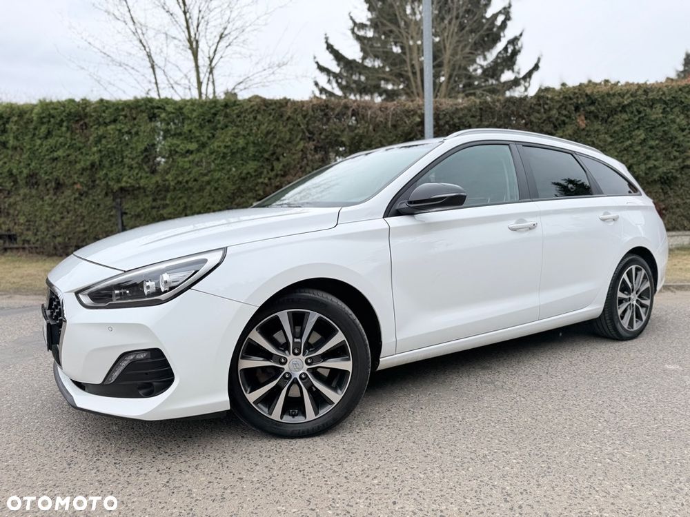 Hyundai i30 1.4 T-GDI DCT Premium - 17