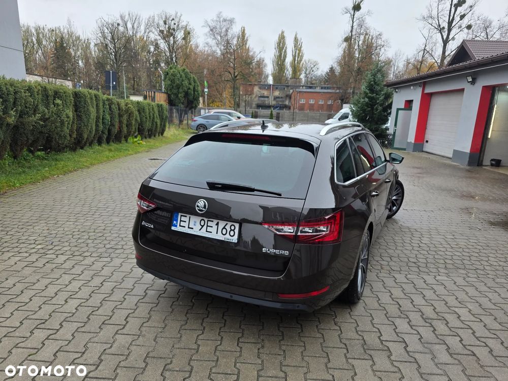Skoda Superb 2.0 TDI L&K - 6