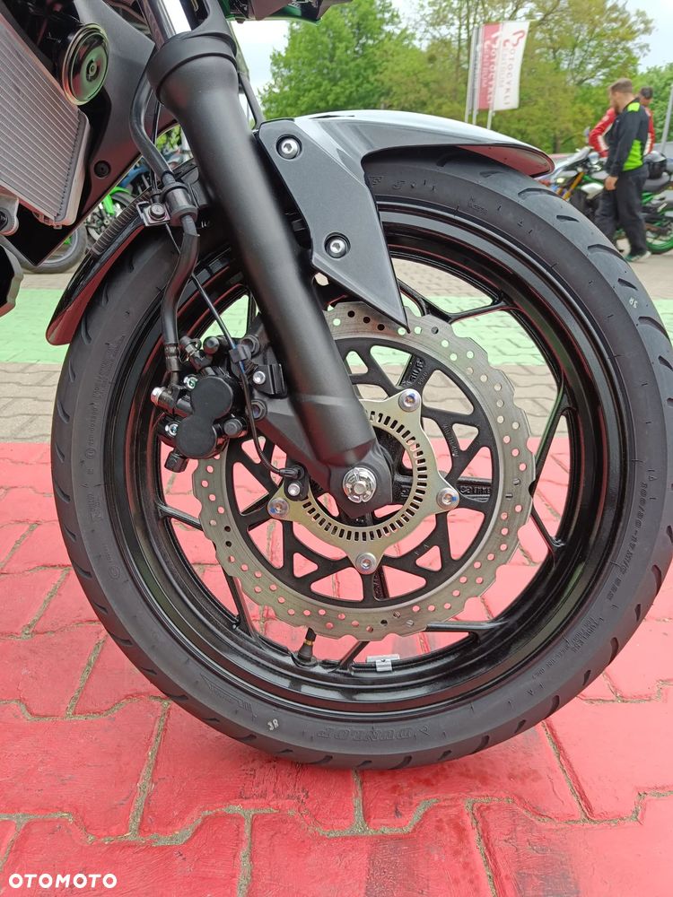 Kawasaki Z - 13