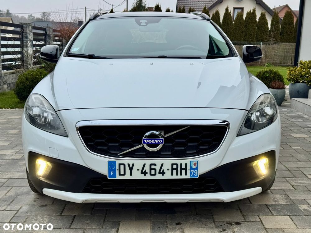 Volvo V40 Cross Country D2 Momentum - 3