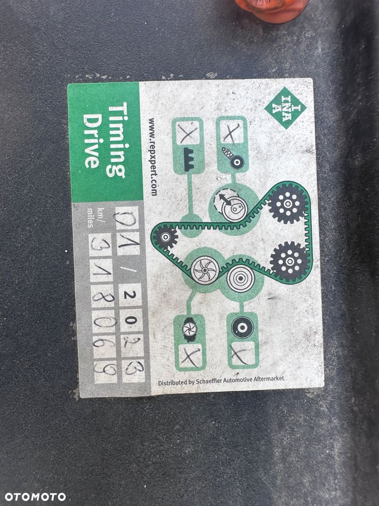 Volkswagen Jetta 2.0 TDI Highline - 13