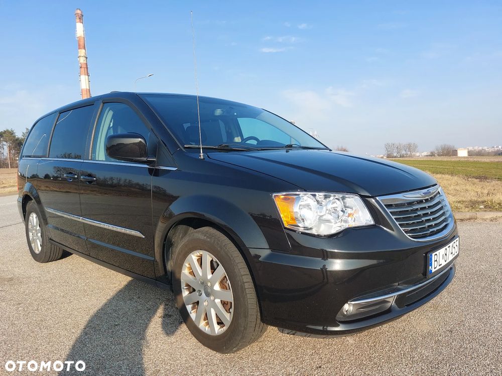 Chrysler Town & Country 3.6 Limited - 7