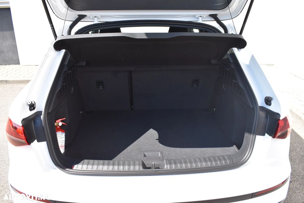 Audi A3 Sportback 1.0 30 TFSI MHEV S tronic Advanced - 29