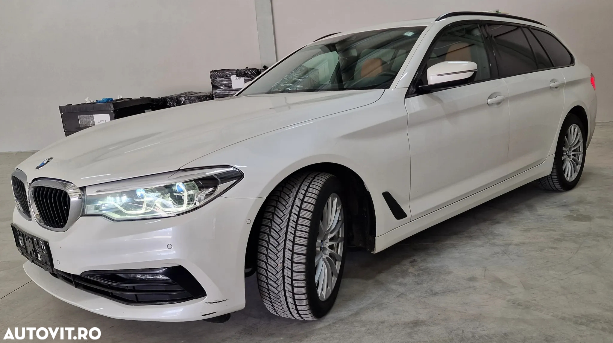 BMW Seria 5 540i xDrive Touring Aut. Sport Line - 7