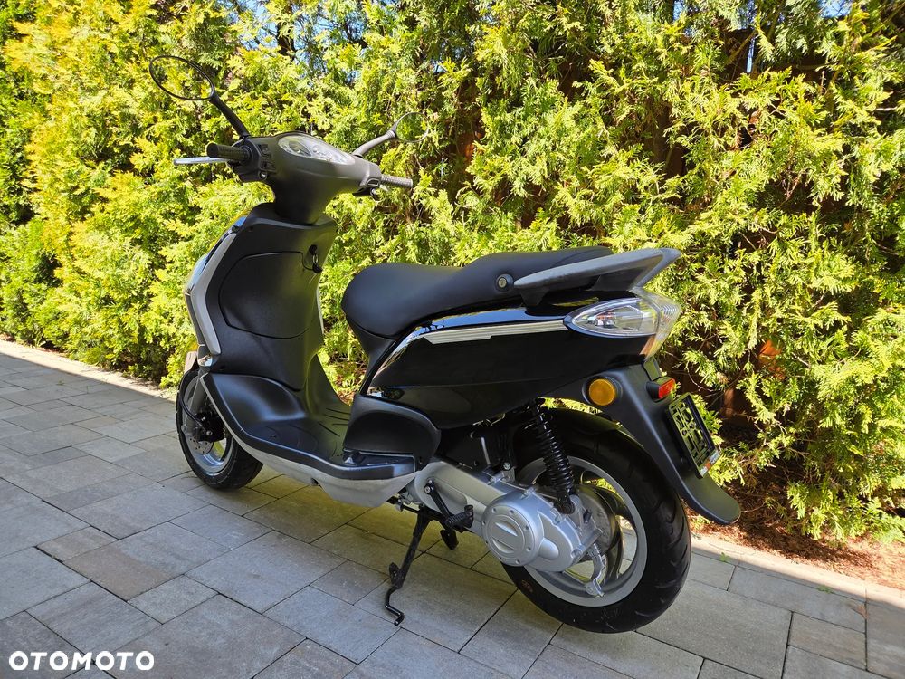 Piaggio FLY - 6