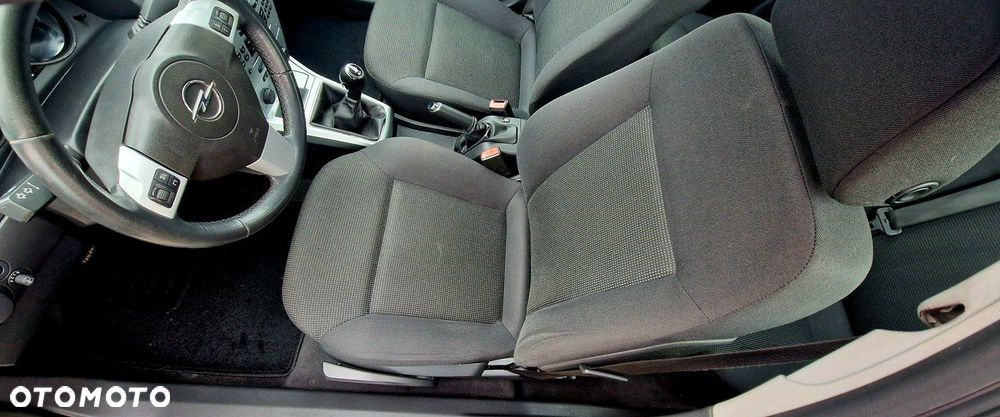 Opel Astra - 20