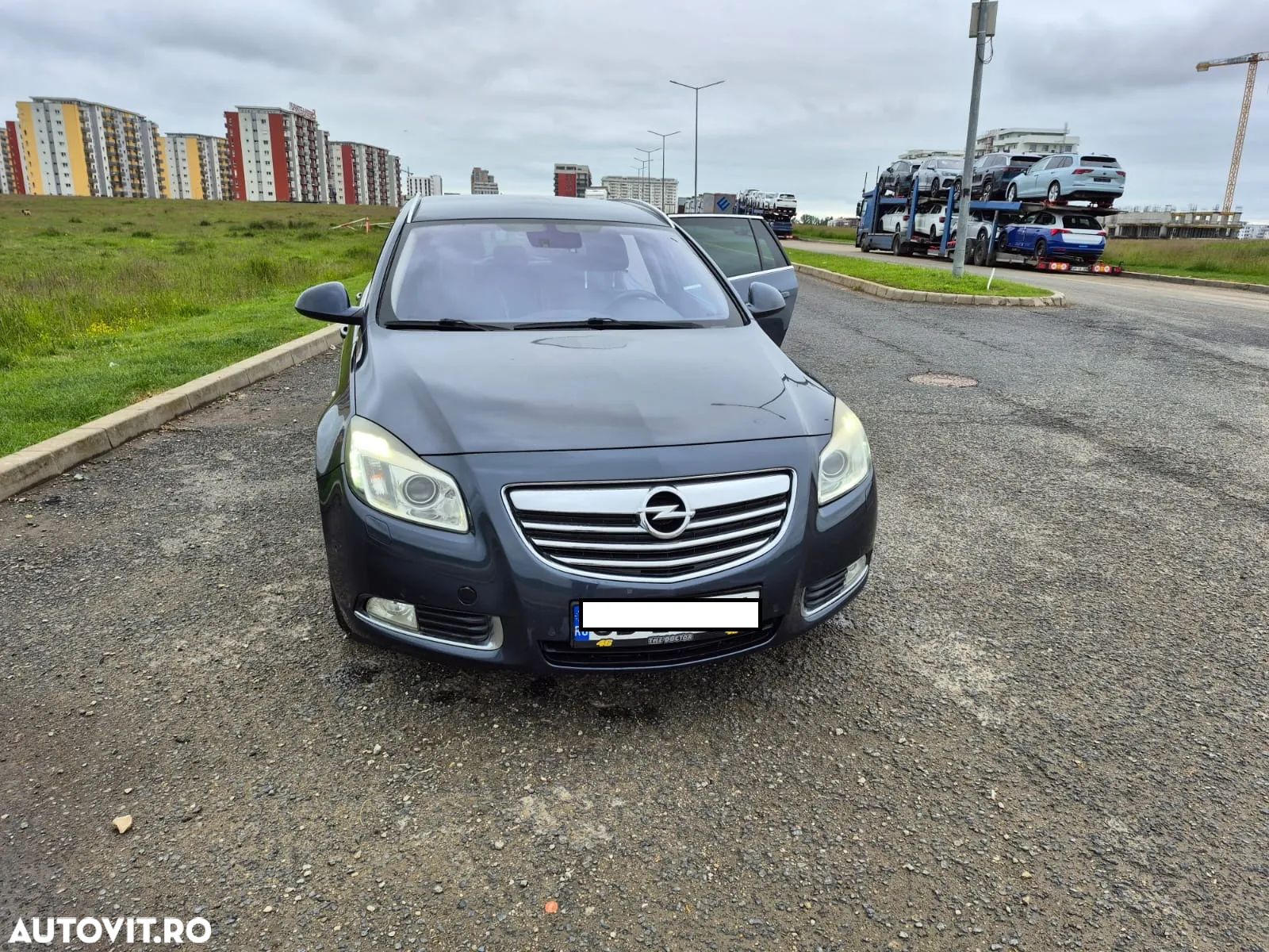 Opel Insignia 2.0 CDTI Sports Tourer Automatik - 1