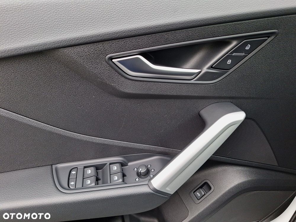Audi Q2 35 TFSI S tronic - 10