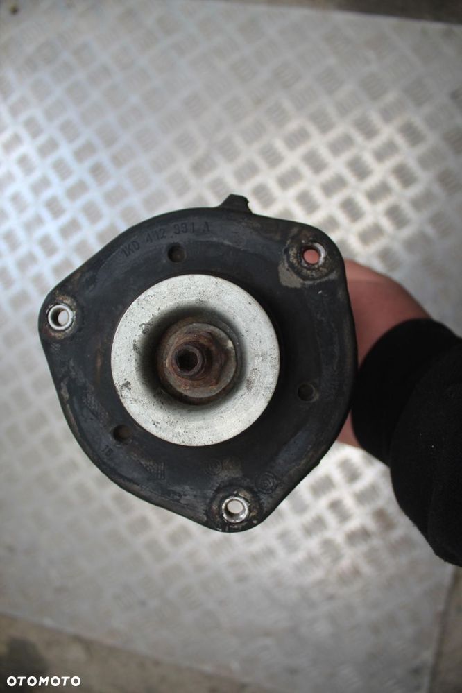 MCPHERSON AMORTYZATOR LEWY PRZÓD VW GOLF V 1.6 - 3