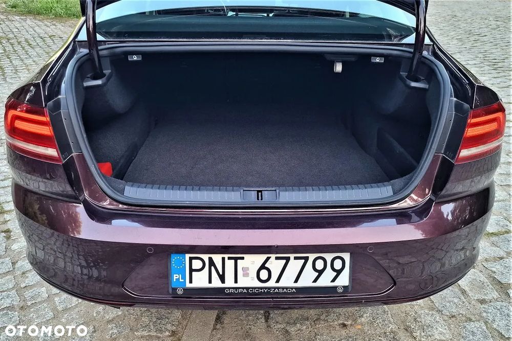 Volkswagen Passat 1.8 TSI BMT Comfortline - 15