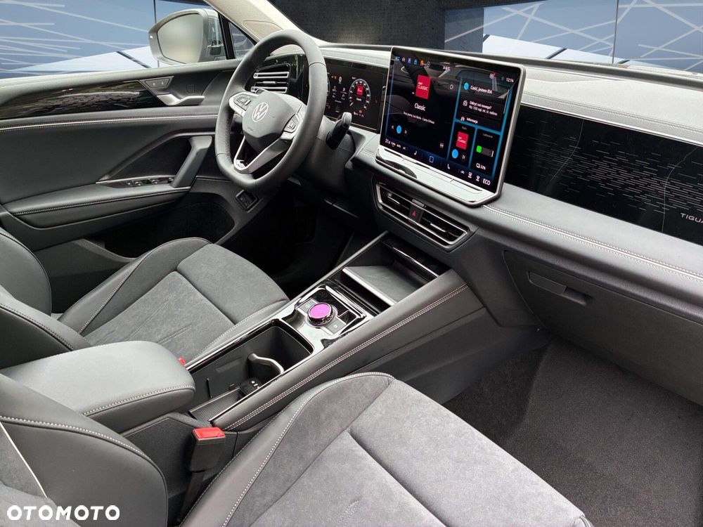 Volkswagen Tiguan - 26