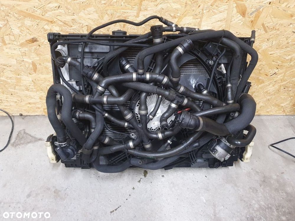 Chłodnice Wentylator bmw m5 f10 m6 f06 f12 f13 v8 4,4 560km - 3