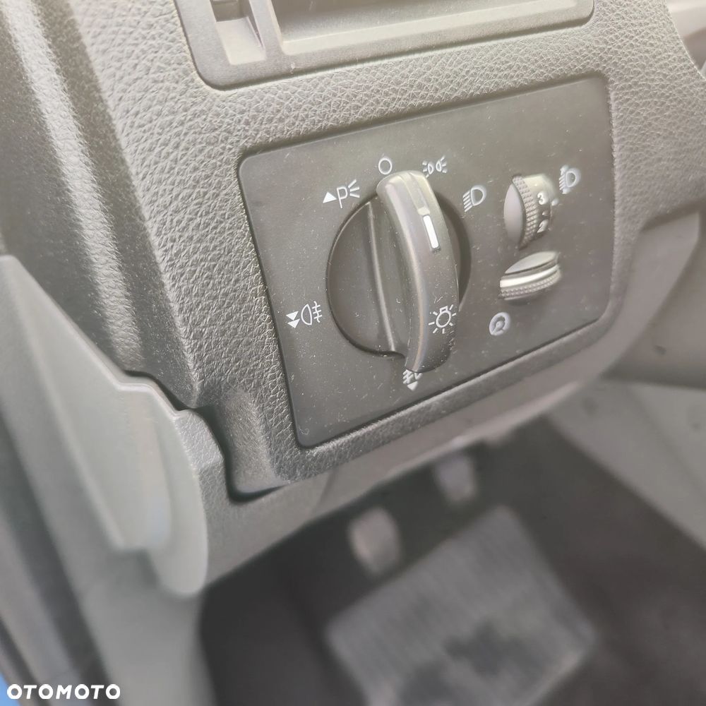 Ford Kuga 2.0 TDCi 2x4 Trend - 18