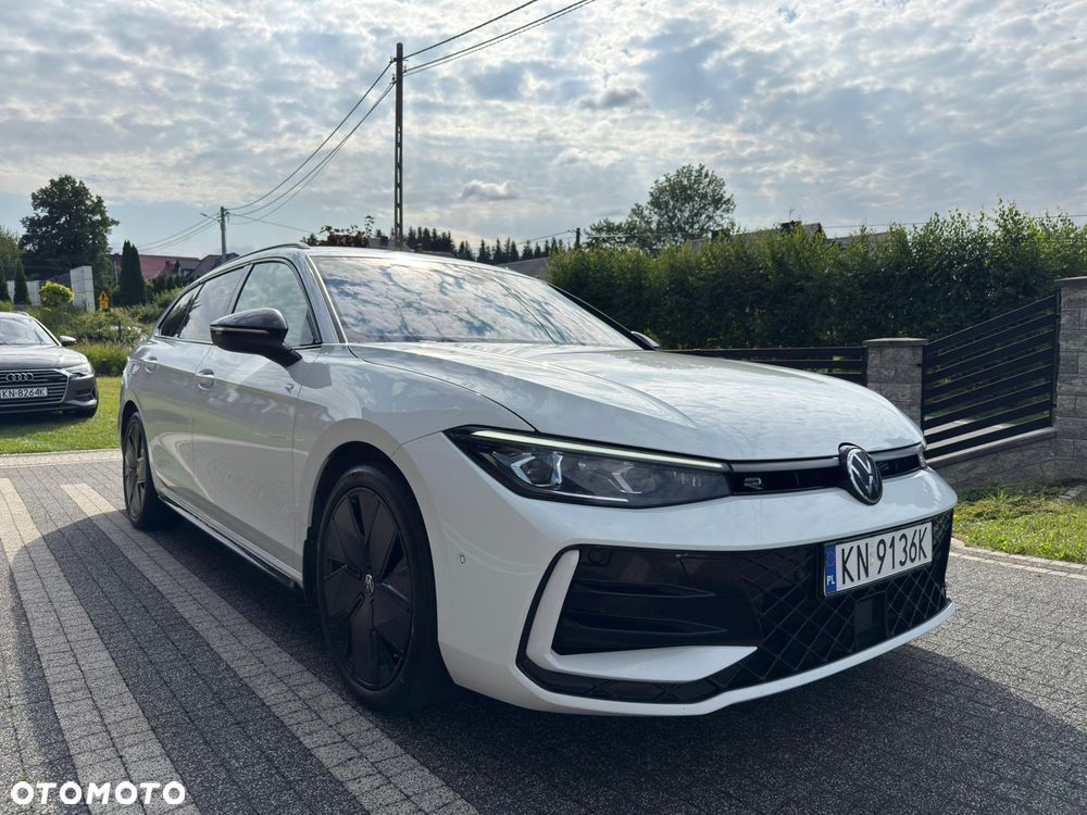 Volkswagen Passat - 2