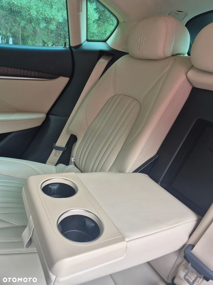 Maserati Levante S Q4 GranSport - 15