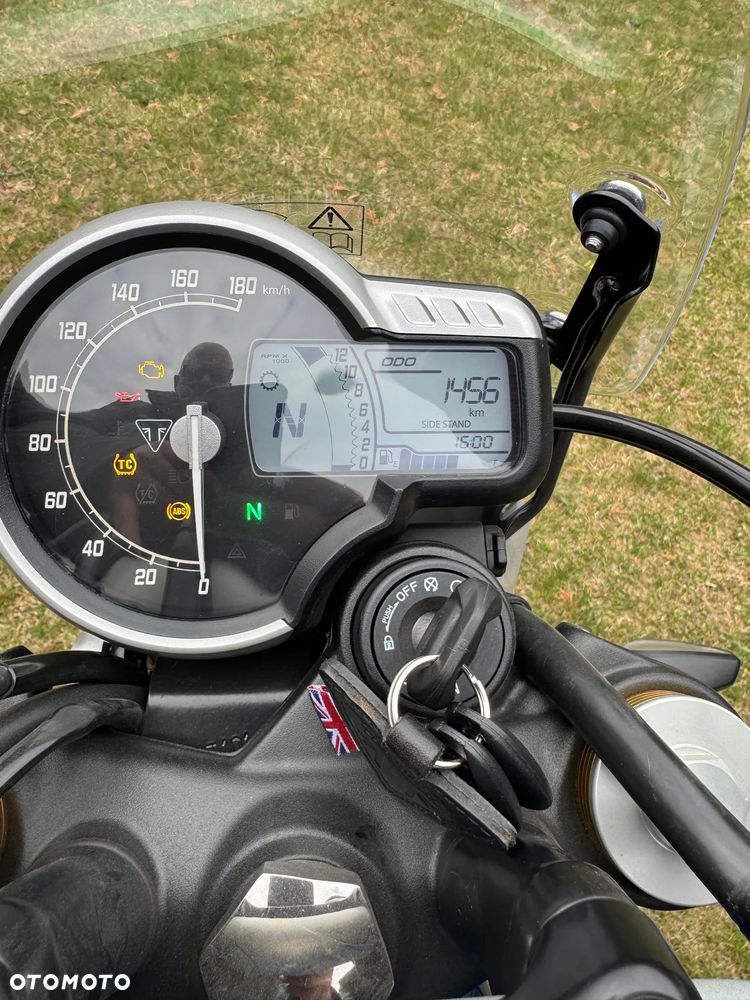 Triumph Speed Twin - 2