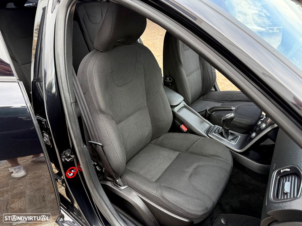 Volvo V40 D2 Kinetic - 52