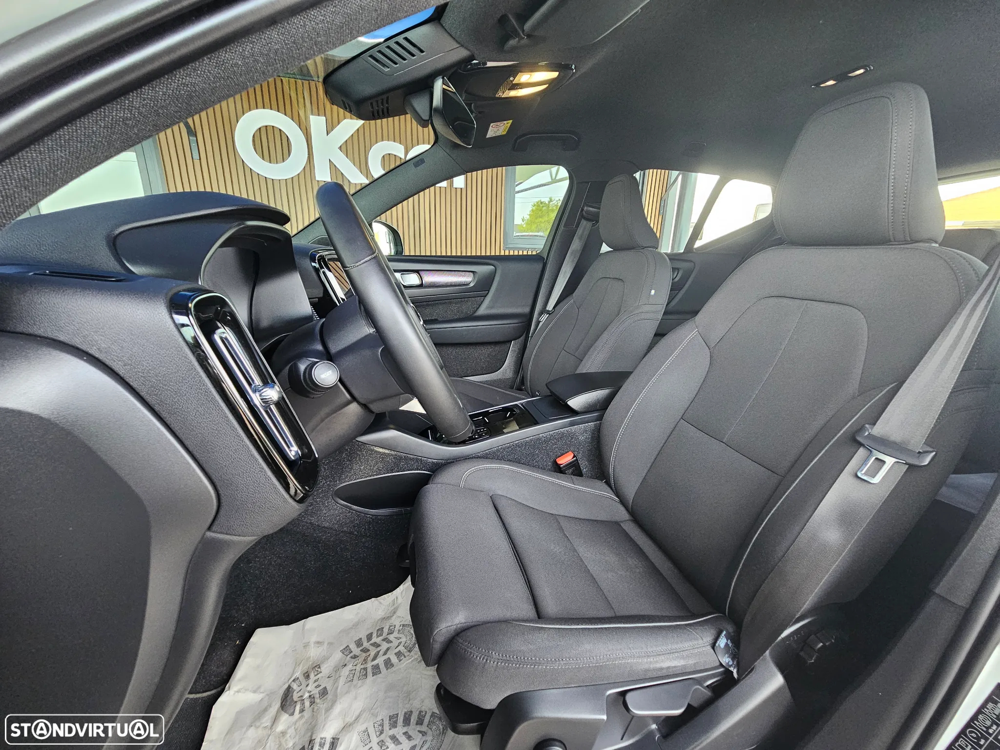 Volvo XC 40 Recharge Plus - 4