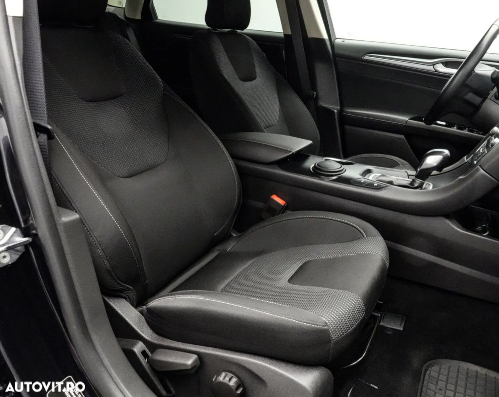 Ford Mondeo 2.0 HEV Titanium - 15