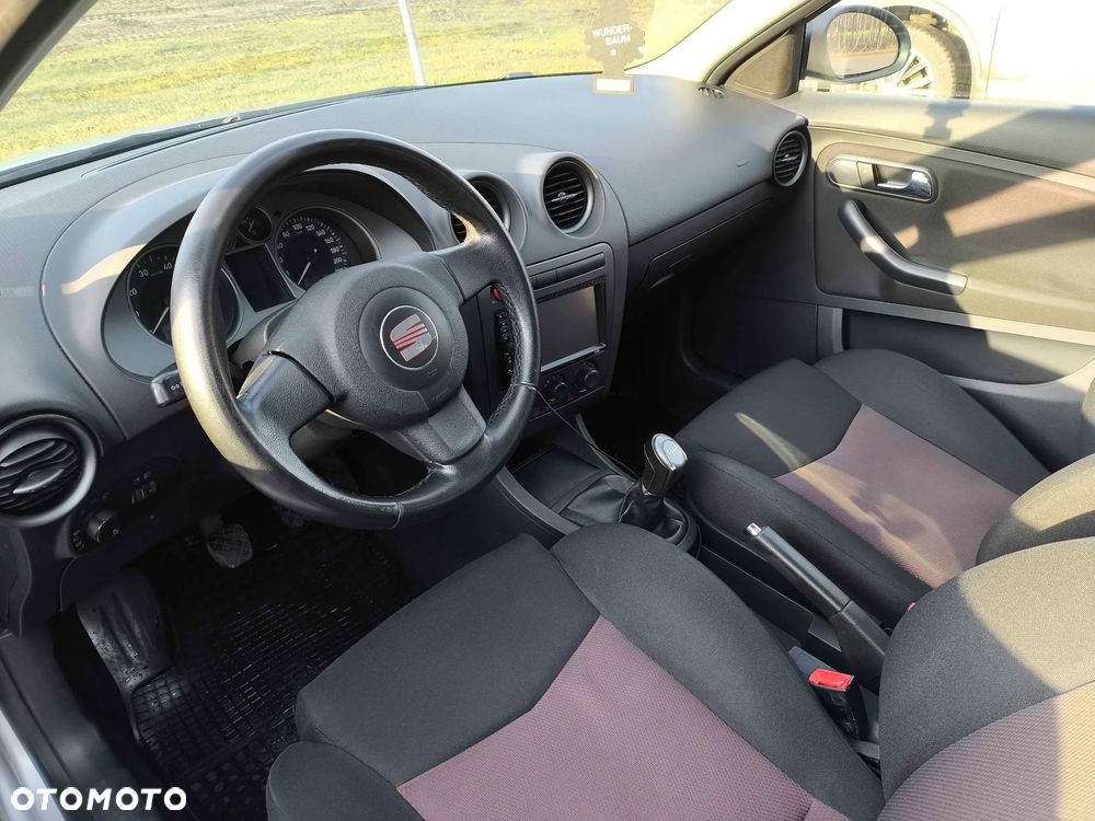 Seat Ibiza SC 1.4 16V Reference - 10