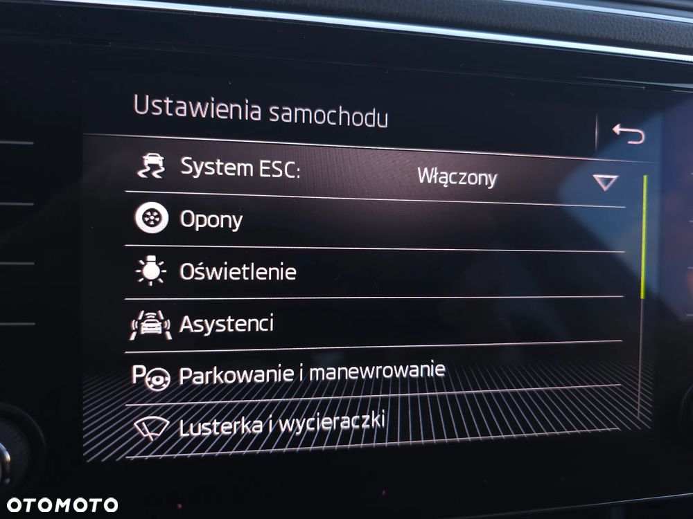 Skoda Superb 1.8 TSI Ambition DSG - 28