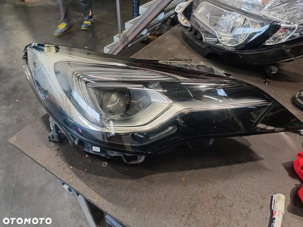 OPEL ASTRA K V 5 LAMPA PRAWA PRZEDNIA FULL LED INTELLI LUX 39187261 - 1