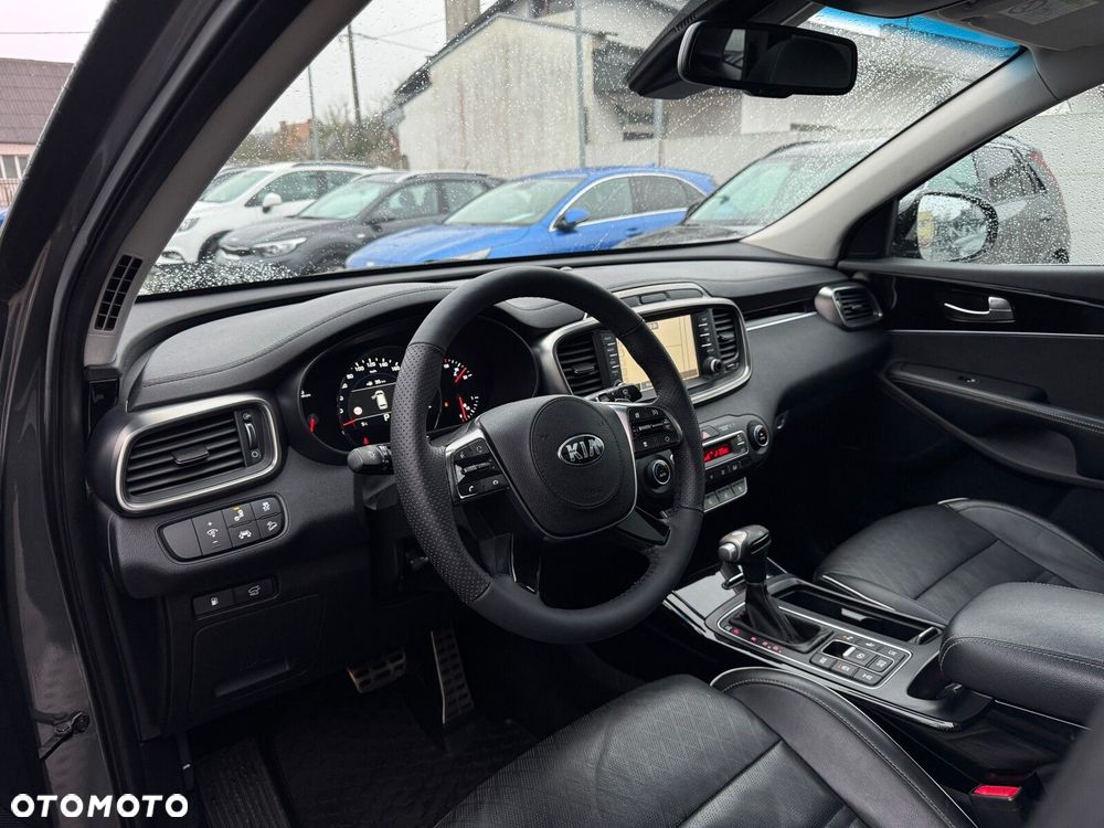 Kia Sorento - 9