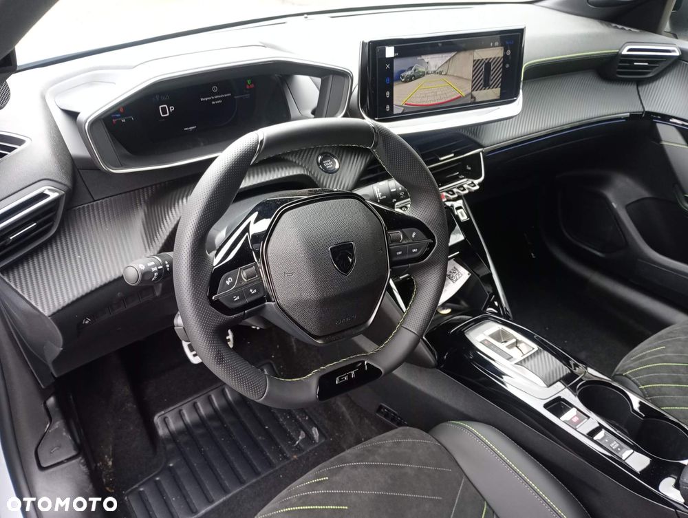 Peugeot 208 1.2 mHEV GT - 10